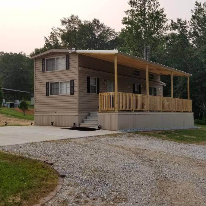 Tiny Home With Hammock Loft Bbq And Yard Phenix City Buitenkant foto